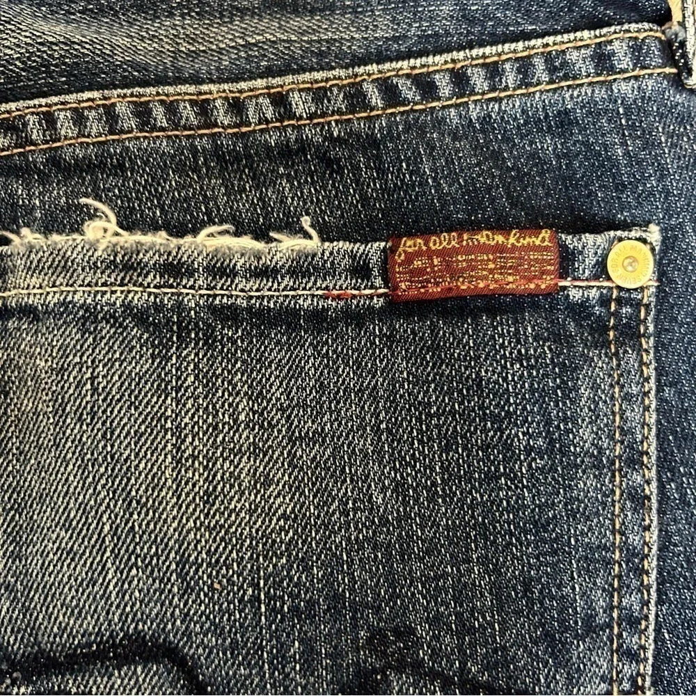 7 For All Mankind Cropped Boot Cut Factory Distressed Jeans  Sz.28